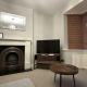 Large Home near Edgbaston Stadium, UOB & QE hospital sleeps 6, Birmingham (foto 5)