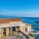 Villa Vardiola by Villa Plus, Skinária