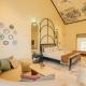 ELIVAAS 4 BHK Villa with Pvt Pool & Jacuzzi-Yashgeet, Siolim - Fotografie 10