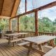 Stone Lake Lodge - Lakeside Cabin - Stocked Pond, Coshocton (foto 10)