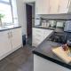 Spacious 4 Bedroom House in Stoke on Trent - Photo 9