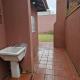 Quarto para quatro pessoas a duas quadras da praia - Balneário Saint Etienne - Matinhos, Matinhos - Foto 5