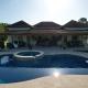Villa Solara 6 - Luxury 6 Bedroom Villa with Pool, Golf & Lake View, リオ・アト - 写真 2