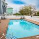Condo with Pool - Walk to Freeman Park or Tiki Bar Carolina Beach - Foto 2