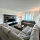 Luxurious and Centrally-located 1BR Condo by the beach!, Sunny Isles Beach - Fotografie 9
