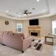 Luxury Home with Gourmet Kitchen - 3 Miles to A&M, Sleeps 14, College Station (foto 7)