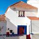 Boutique Surf House in Surf Paradise, Santo Isidoro
