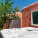 Hot Tub, Artsy Family Adobe, 4mins Plaza! Private Deck & Yard, Taos (fotografie 6)
