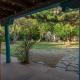 Hot Tub, Artsy Family Adobe, 4mins Plaza! Private Deck & Yard, Taos (fotografie 7)