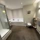 Woodfalls Luxury Getaway Bournemouth - Photo 9
