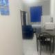 Kitinete perto da praia e Shopping Brisamar em São Vicente, na Biquinha, temporada e mensal tudo incluso, mobiliado, wi fi, ventilador, elevador, horário flexível, São Vicente - Foto 7