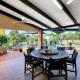 Tranquil Townhouse Huge Pool & Golf Course Views, Casuarina (foto 10)