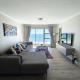 2 Bedroom Beachfront Apartment Blouberg, Кейптаун - Фото 1
