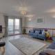 Large House with Panoramic Sea Views & Parking