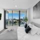 The Sunset - Brand New Modern Riverview 2 Bedroom with Free Parking Pool GYM Gold Coast - Zdjęcie 2