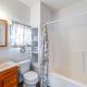 Marshfield Home with 4 Decks and Private Beach Access!, Marshfield (fotografie 10)