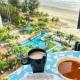 Sea View & Pool View & WiFi & Netflix at Iman Kazoku TimurBay Ville Studio 2BDR Kuantan - Foto 3