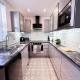 Four Bedroom House By Brookland Stays Serviced Accommodation Short Lets Manchester With Free WiFi, Manchester - Photo 3