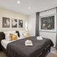 Charysma - Granitgold, urbanes & robustes Design, Parkplatz, Terrasse, Hameln - Photo 1