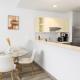 Waves - Elegant 1BR Near Metro & Dubai Creek Harbour, Dubai - Photo 4