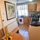 Centrally located in Canterbury with two bedrooms and a sofa bed - Photo 4