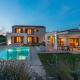 Villa Dora in Central Istria kids friendly with private pool and playground for 10 persons Svetvinčenat - Fotografie 1