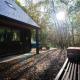 Denstone, woodland lodge with hot tub for 8, Oakamoor - Fotografie 1