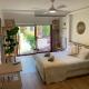 Studio 327, Woolgoolga