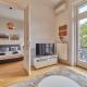 Charming Budapest Apartment with Parliament Views, Budapest - Foto 8