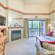 Mountainside Royalview Condo: Pool/Hot Tubs, Great Location