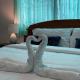 Sunrise Beach Villa, Ban Bang Po (Foto 5)
