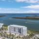 Bayfront Condo w/ Stunning Views & Steps to Beach Fort Myers Beach - Foto 7