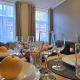 Heart of Old Riga 3 Bedroom Apartment by Dome Square, Riga (foto 4)