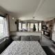 Anglers Rest, with Hot Tub and Private Fishing Peg, Tattershall (foto 4)