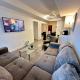 Comfy 1Bdrm den 2Baths with 3 real beds plus parking, Toronto (foto 10)