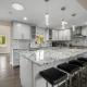 Luxury 5 beds Villa with Heated Pool & Resort Amenities, Edmonds (Foto 10)