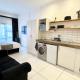 Industrial CHIC Apartment 113 - Luxury City Escape, Washing Machine & Fast WiFi