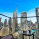 Modern High Rise 2BR Apartment with Burj Khalifa Views, Steps from Dubai Opera and Near Dubai Mall, Dubai - Foto 1