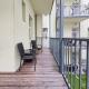 Spacious 3-Bedroom Retreat with Balcony for 8 Near Millennium Tower, Vienna - Foto 10