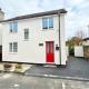 Cosy Cottage in Medieval Conwy with garden and parking, Conwy