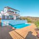 Beautiful villa with private heated pool in Nerja, Torrox Costa (photo 2)