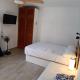 central luminous cute studio by the beach & harbour, Corralejo (foto 4)
