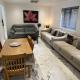 Modern House Apartment Stratford E15 London - Sleeps 2 - 9, Fast Links to Central London, Near O2, Greenwich & Olympic Park, Child-Friendly Garden, Free Parking, Free WiFi, Londýn - Fotografie 6