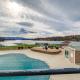 Top-Floor Balcony & Serene Views: Huddleston Condo, Huddleston (fotografie 4)