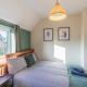 Charming 5-Bed Home with Garden and Parking, Winchester (zdjęcie 9)