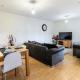12FWC, 2 Bedroom Apartment, Sleeps 4, Free Parking, Town Centre Location Swindon - Zdjęcie 2