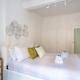 Iflat New Cozy Retreat Near the Colosseum, Rome - Photo 6