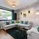 Spacious Cottage 3 Bedrooms with Free Private Parking in a Central Location, Redcar