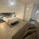 Arce habitaciones, Madrid - Photo 9