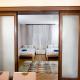 Spacious City View Apartment with Balcony, Bukarest - Foto 8